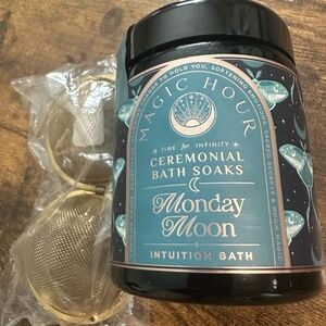 Magic Hour (MondayMoon) Ceremonial Bath Salt  I Violet Glass Jar + Bath Strainer